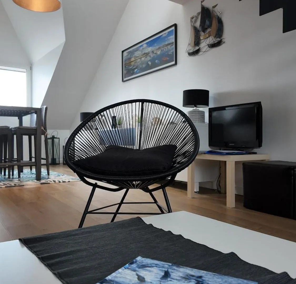 **La Bretonnerie, Bel Appartement De Standing Concarneau 0*,