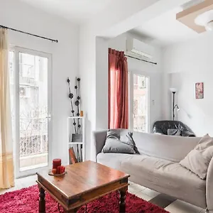 2bd- Perfect Location With Square View , Thessaloniki Griechenland